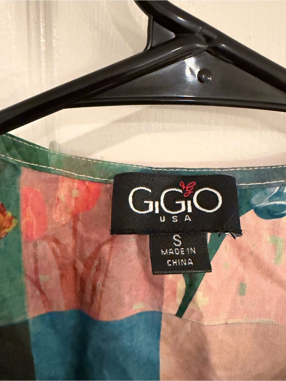 Gigio USA Garden Window Top Small Peter Pan Collar Floral Puff Sleeve - Picture 4 of 7